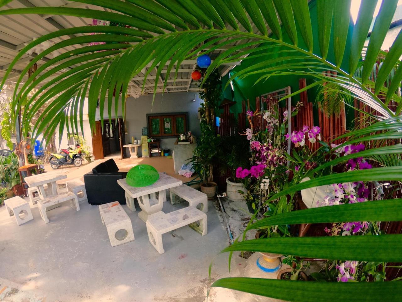 Blessing Backpackers Hostel Thongsala Exterior photo